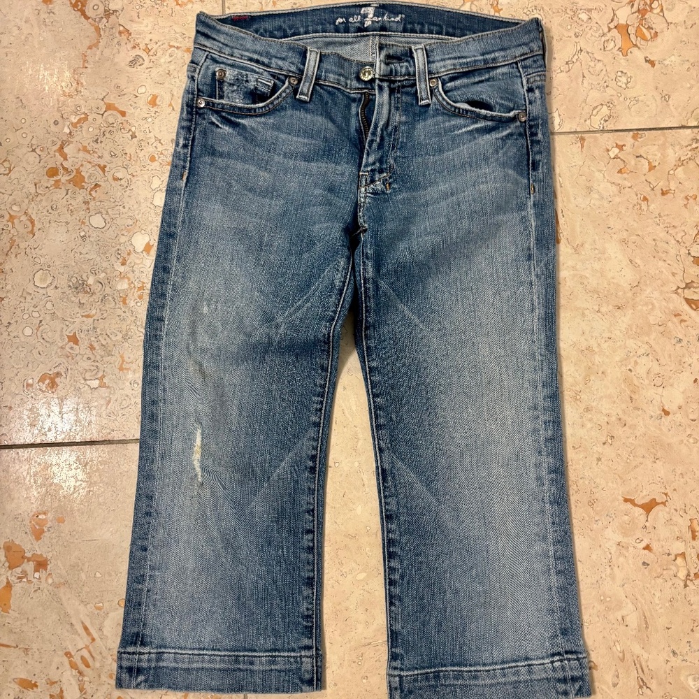 7 for all Man Kind Capri size 28